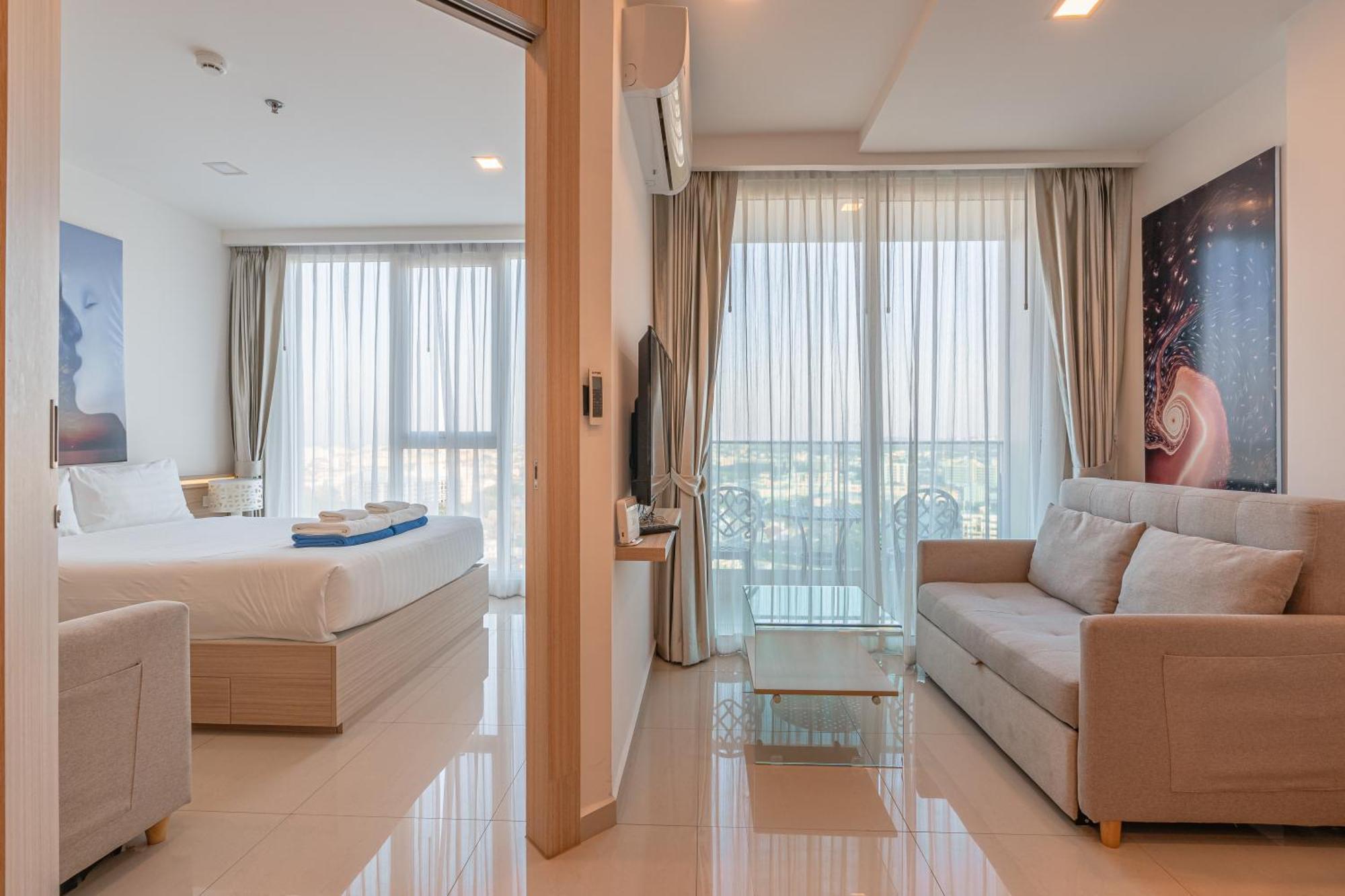 City Garden Tower By Pattaya Holiday Buitenkant foto