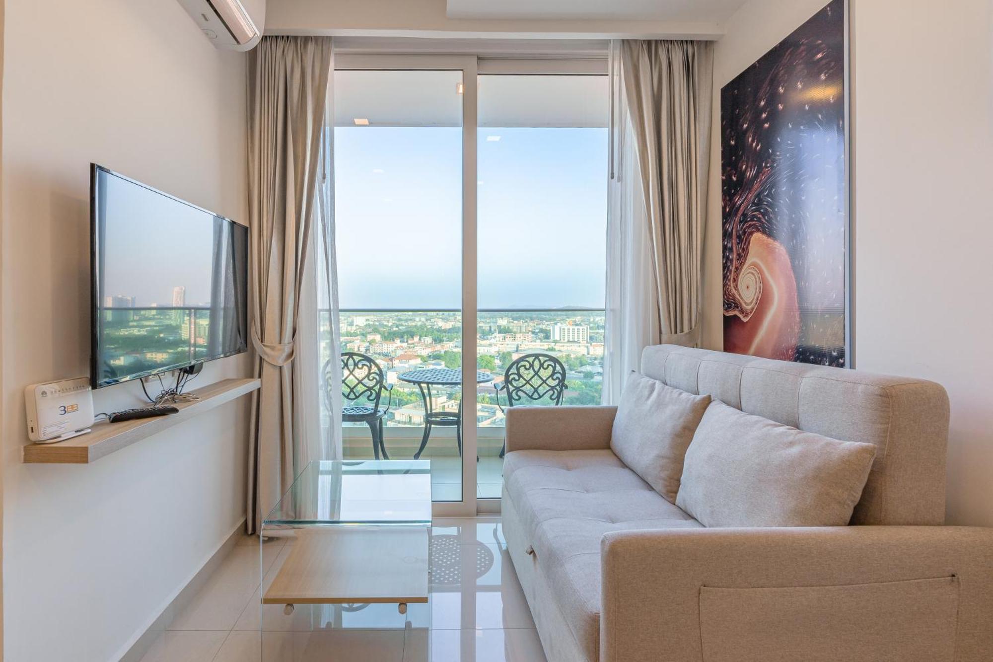 City Garden Tower By Pattaya Holiday Buitenkant foto