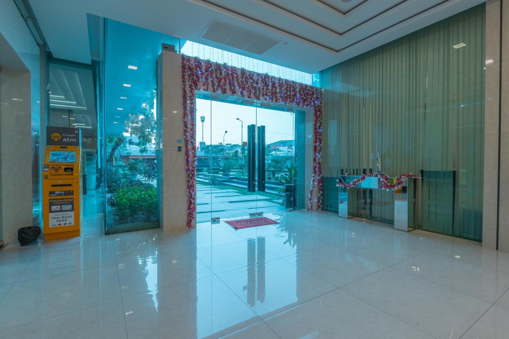 City Garden Tower By Pattaya Holiday Buitenkant foto