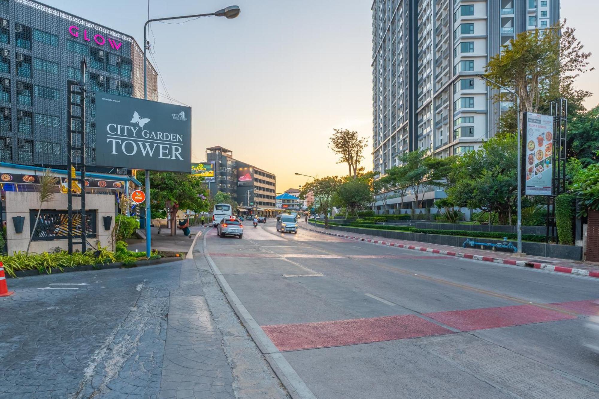 City Garden Tower By Pattaya Holiday Buitenkant foto