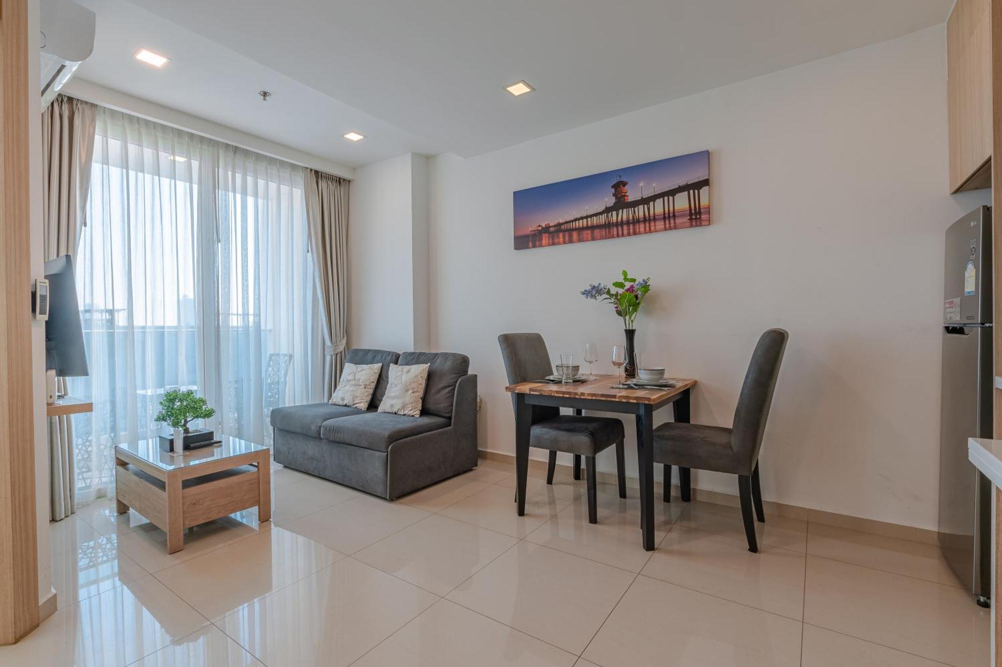 City Garden Tower By Pattaya Holiday Buitenkant foto